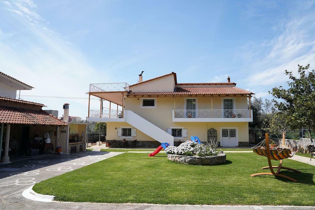 Eleni'S Holiday Home 卡拉马塔 外观 照片